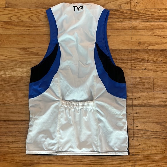 TYR tri top - Picture 3 of 8